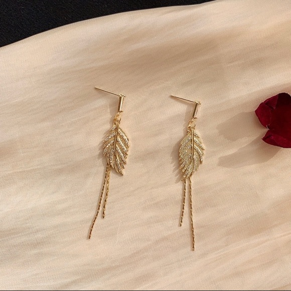 New Gold Leaf Tassel Stud Earrings - Picture 8 of 8